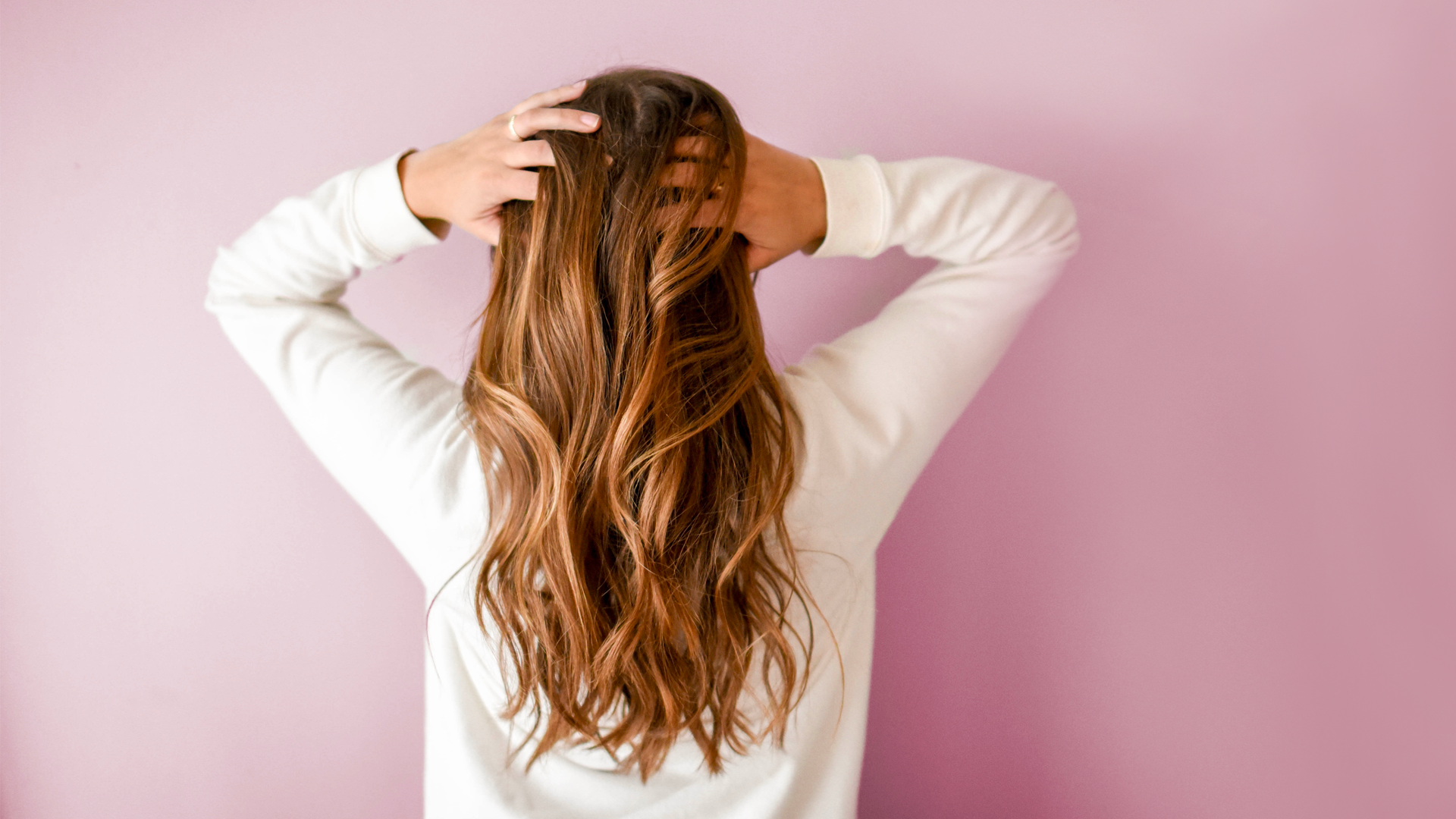 سيروم طبيعي لتحفيز نمو الشعر وعلاج التلف